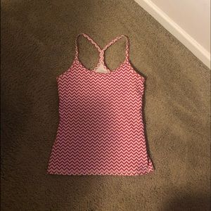 GAP BODY WORKOUT TANK TOP